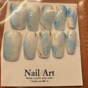 "Ocean Vein" Press-On Nail Set – Marble Swirls in Blue,‎ White & Gold